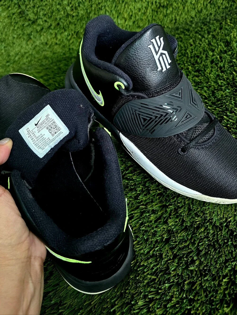 Nike kyrie flytrap